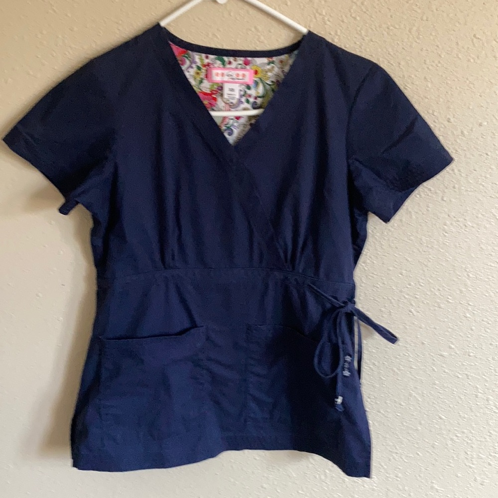 Women’s x-small scrub top from Koi